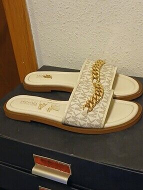 MICHAEL Michael Kors Beige Monogram Gold Chain Slide Sandals - Size 6M